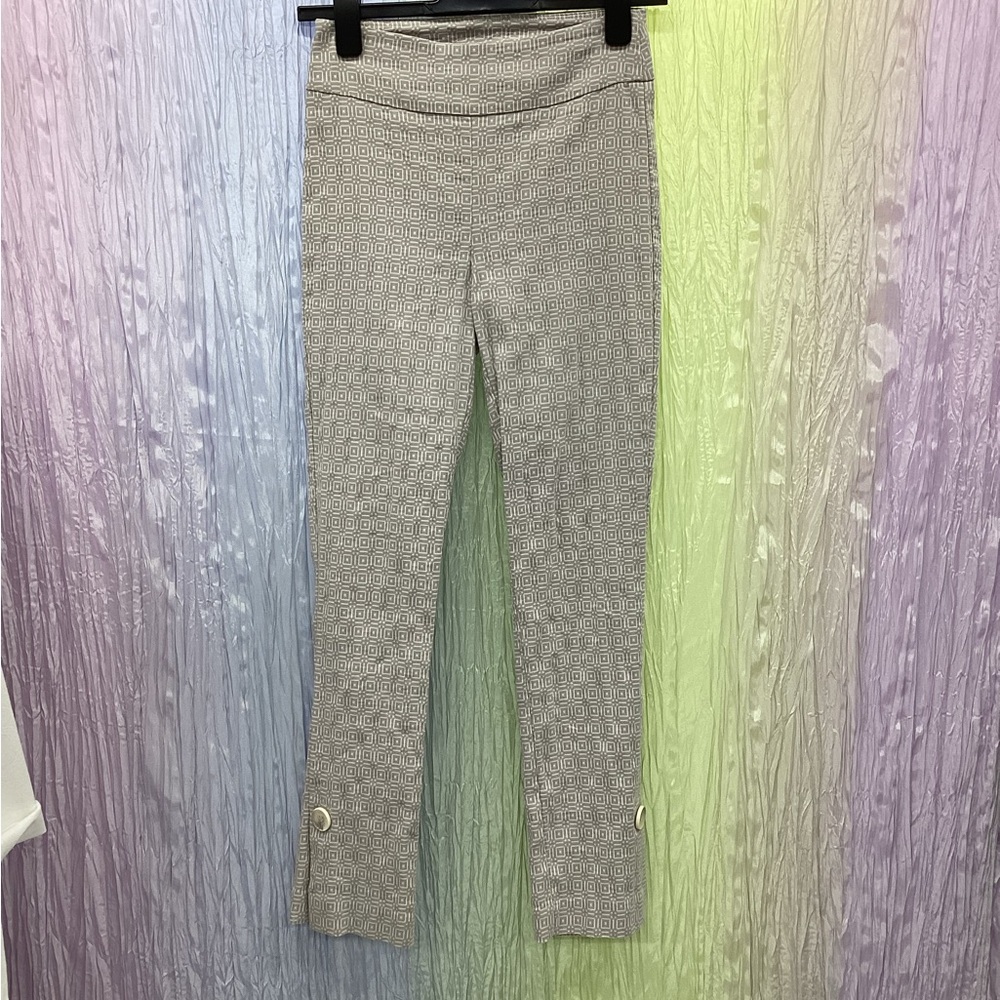 Joseph Ribkoff Tan and White Cropped Pants